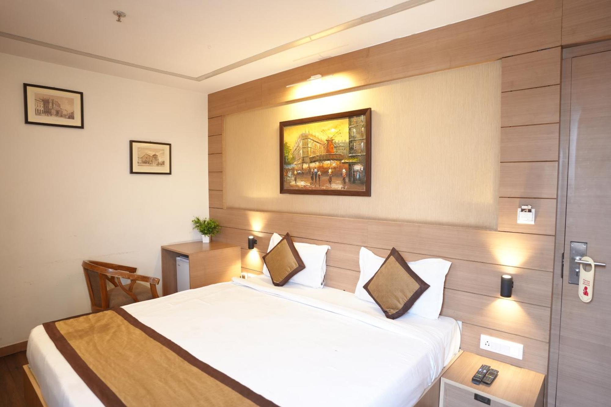 Hotel Silkhouse Premier Danapur Екстериор снимка