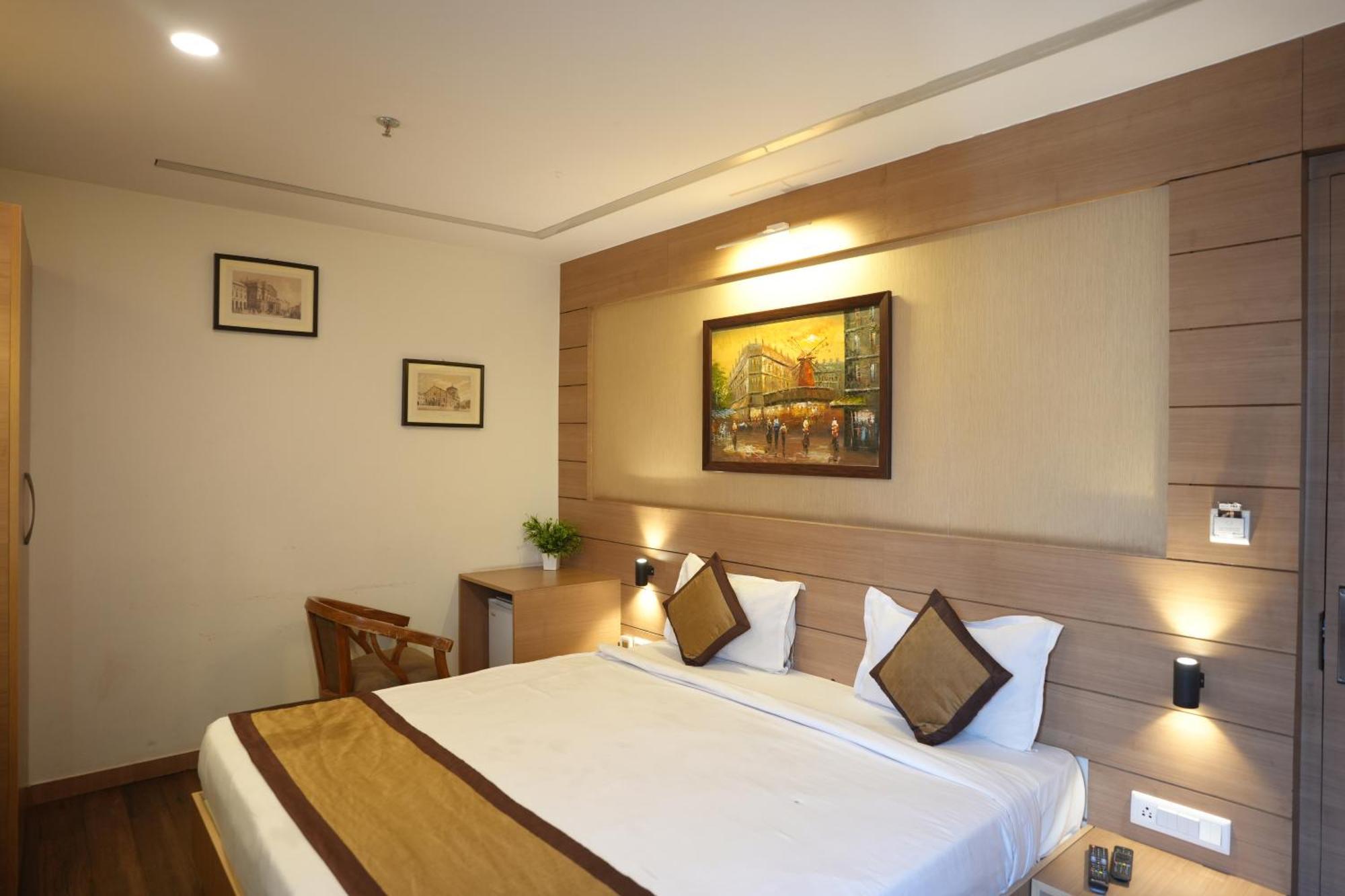 Hotel Silkhouse Premier Danapur Екстериор снимка